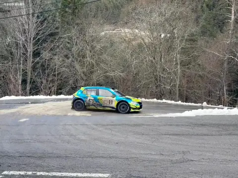 三步拆解这个拉力赛神技