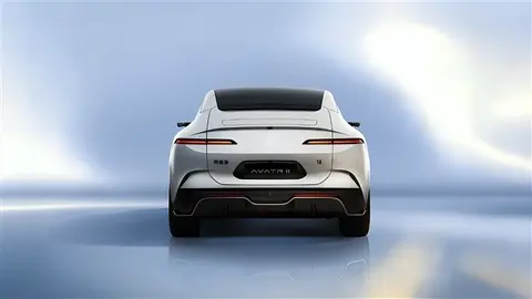 车顶雷达+后桥双电机,全新阿维塔12实车首秀